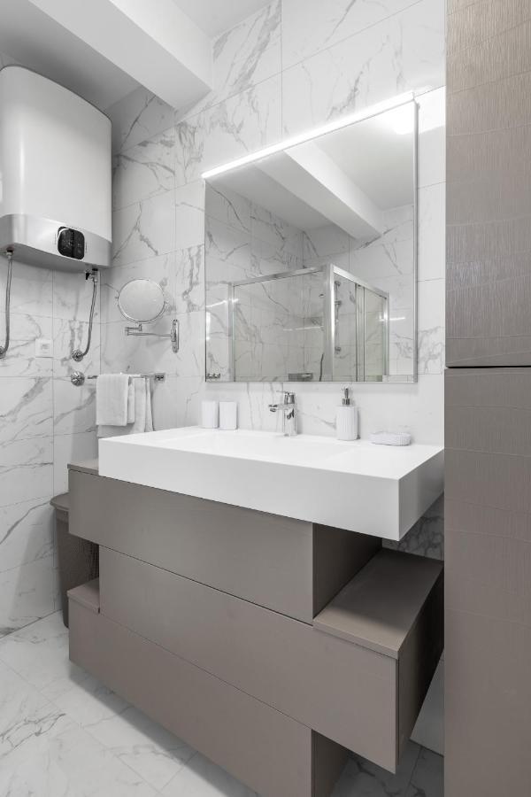 Appartement Elysian Zen Luxury - Two Bedroom With Terrace And Sea View